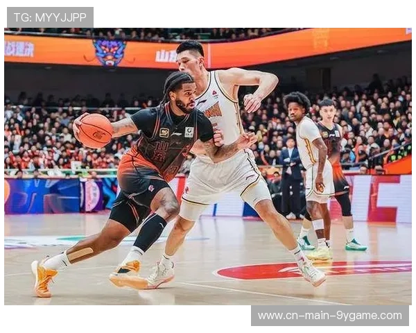 CBA山西通过连续分球扩大优势,现场瞬间爆响